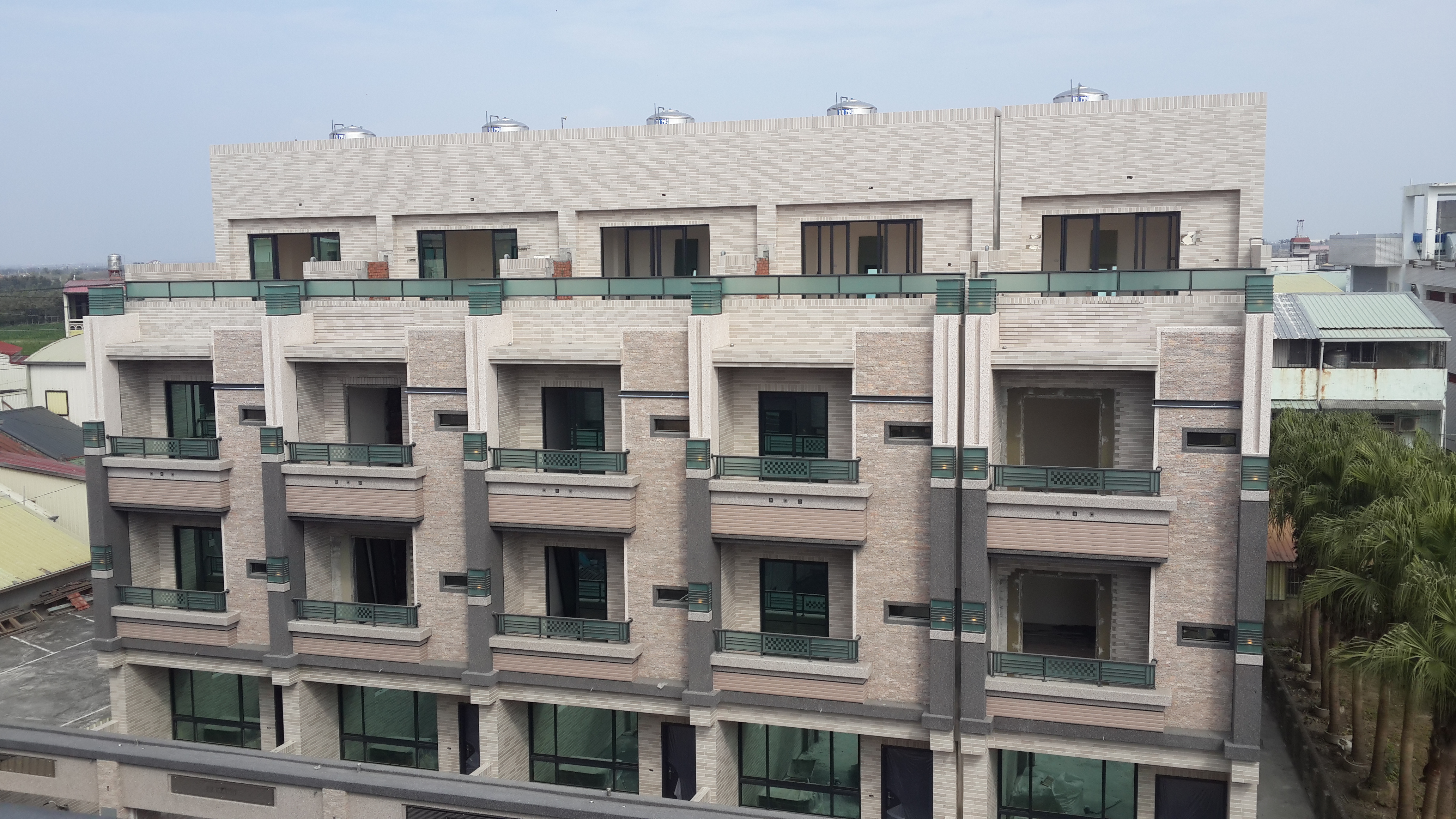 銘士通建設七股區入口與街景