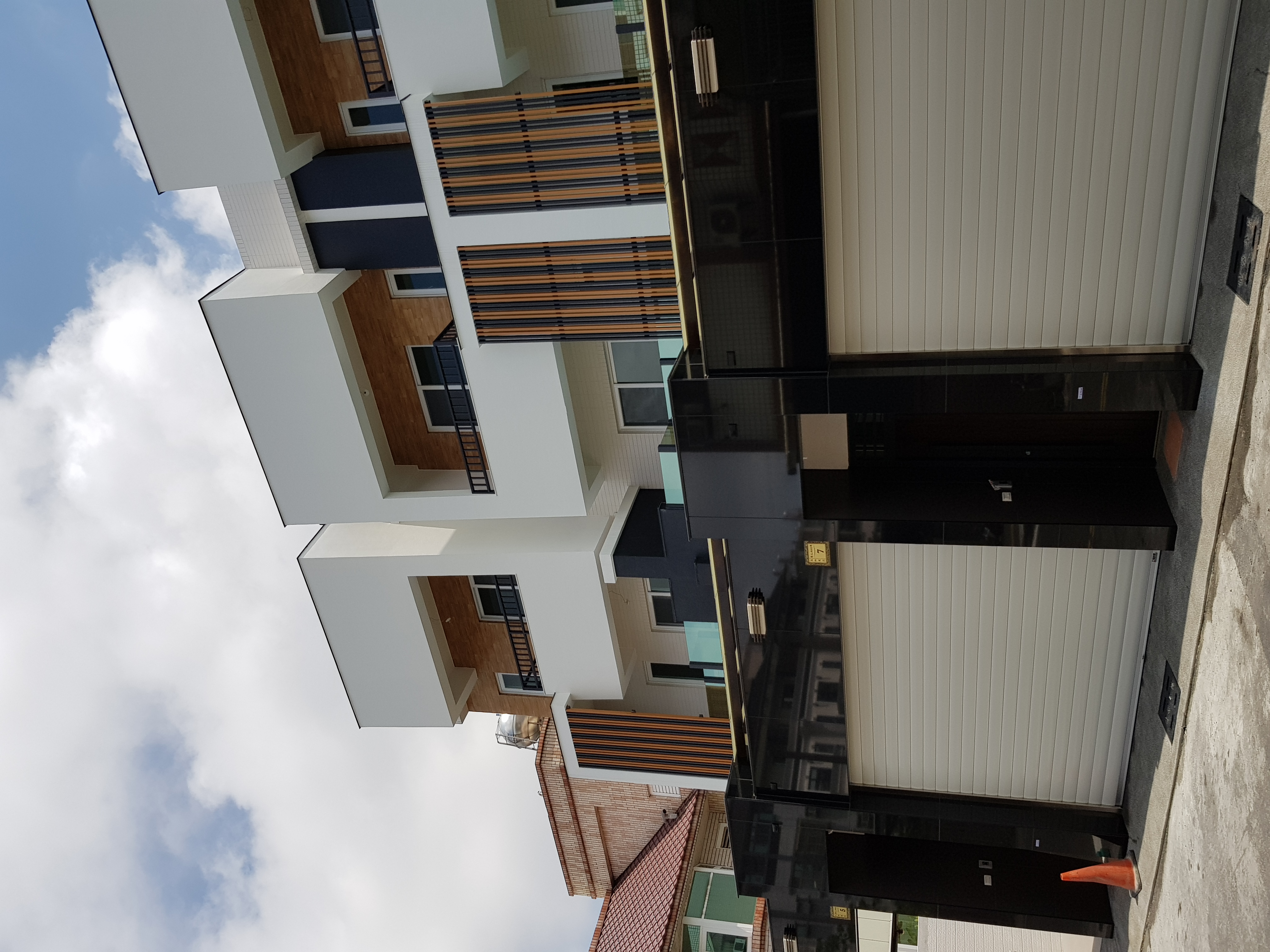 立新建設住宅外觀